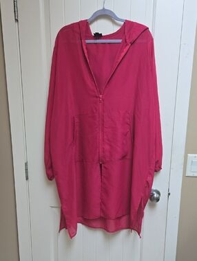 Torrid Plus Size 1x Hot Pink Fuchsia Hooded Zip-Front Lightweight Tunic Cover Up